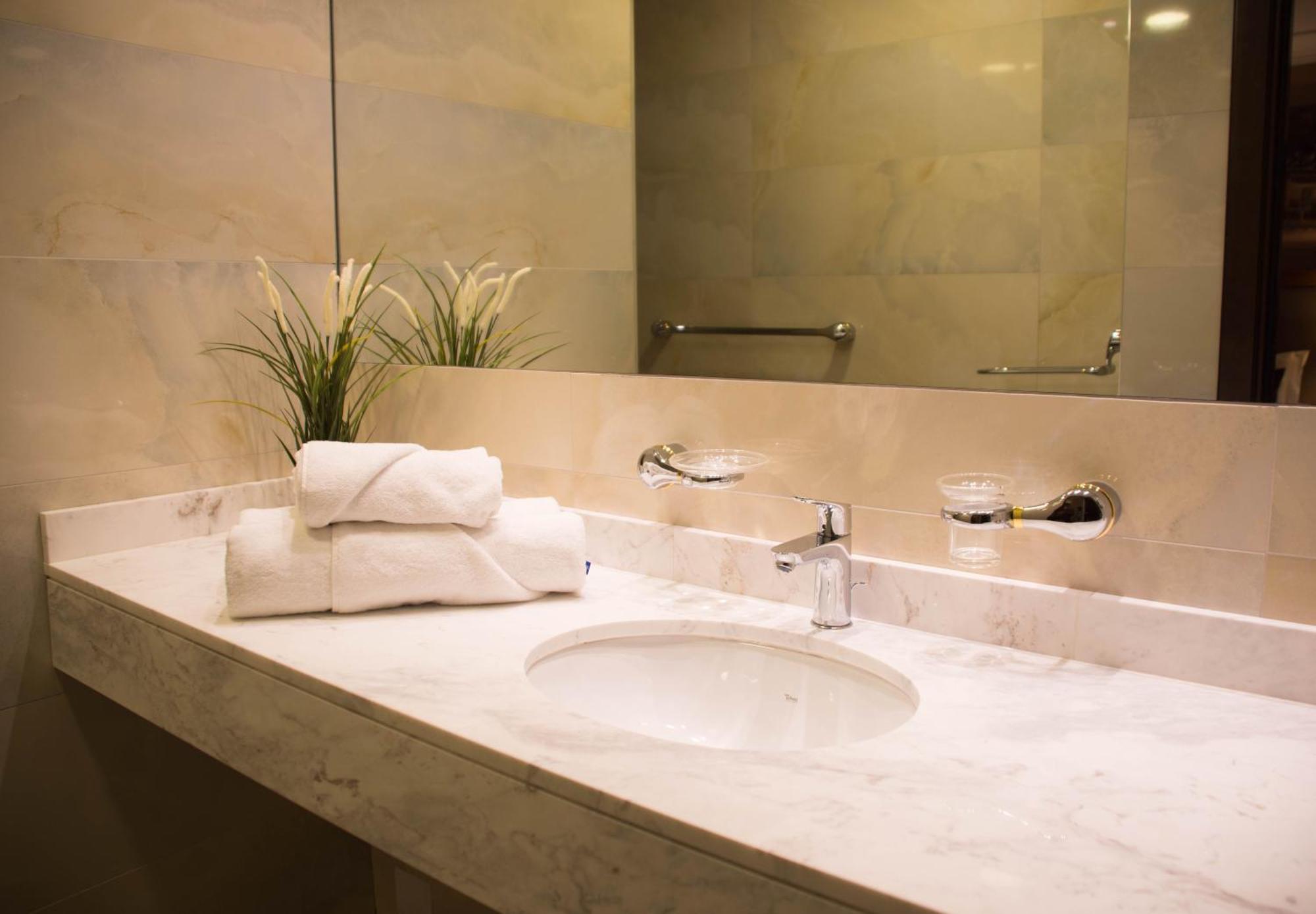 Xenon Hotel & Spa Белград Екстериор снимка